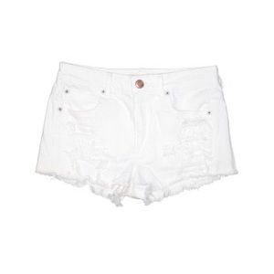 WHITE JEAN SHORTS // American Eagle
